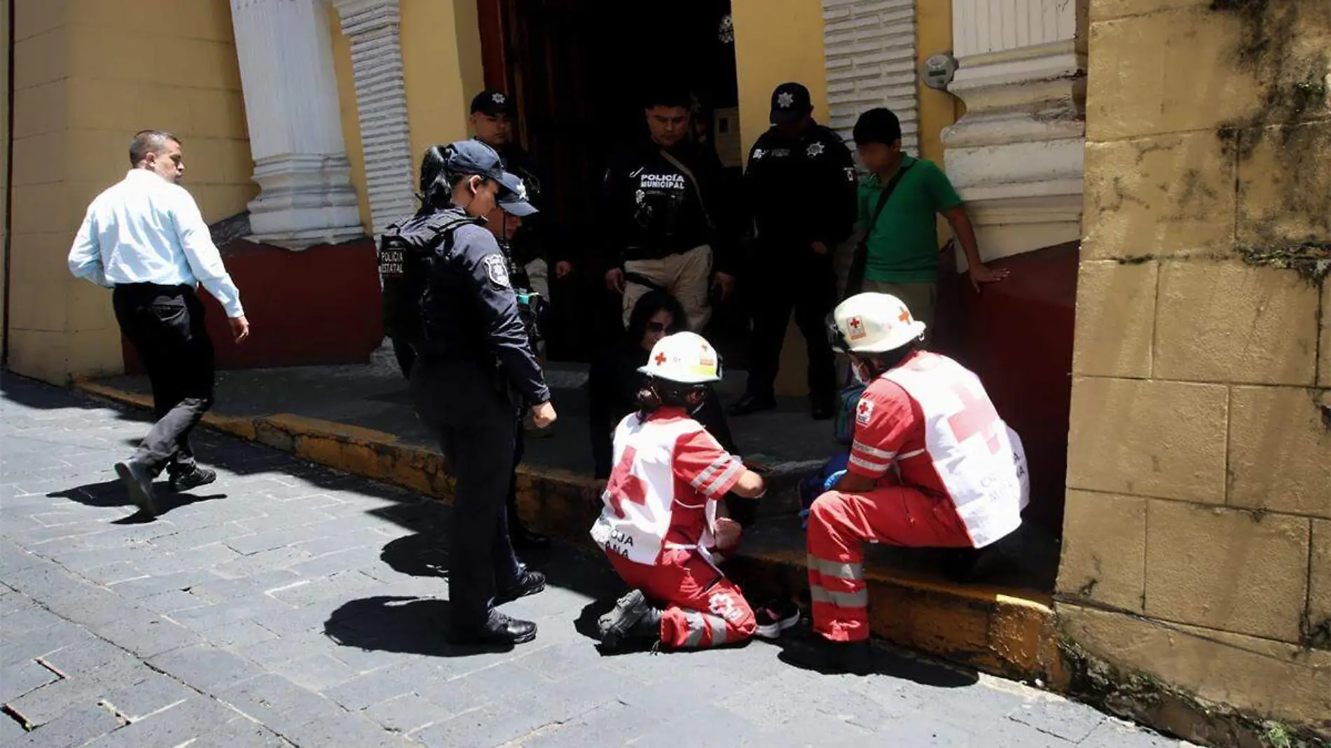 Caída de mujer en la zona centro de Xalapa